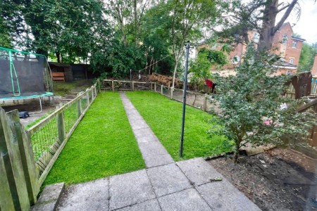 Images for Broomspring Close