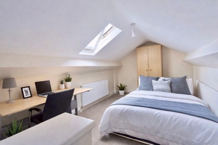 Images for 103 Broomspring Lane