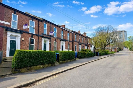 Images for 103 Broomspring Lane