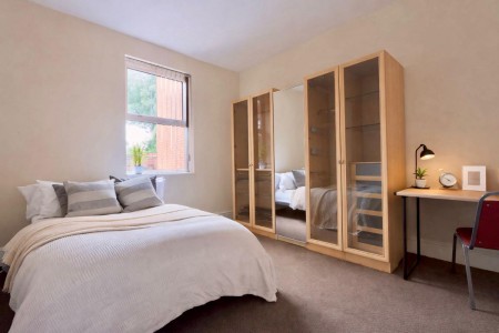 Images for 103 Broomspring Lane