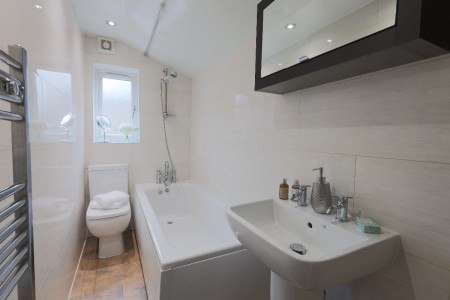 Images for 103 Broomspring Lane