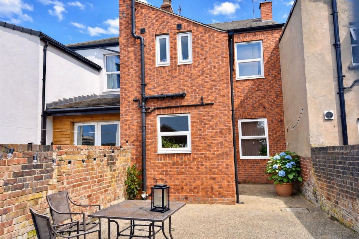 Images for 113 Broomspring Lane