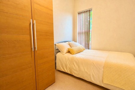 Images for 113 Broomspring Lane