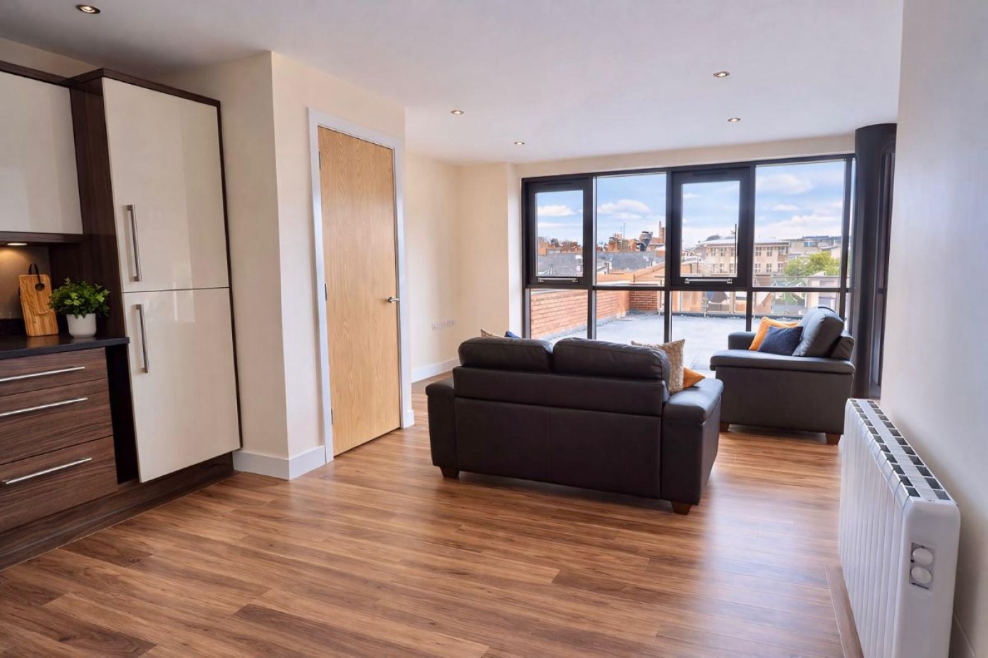 Images for Apt 2 Devonshire Point