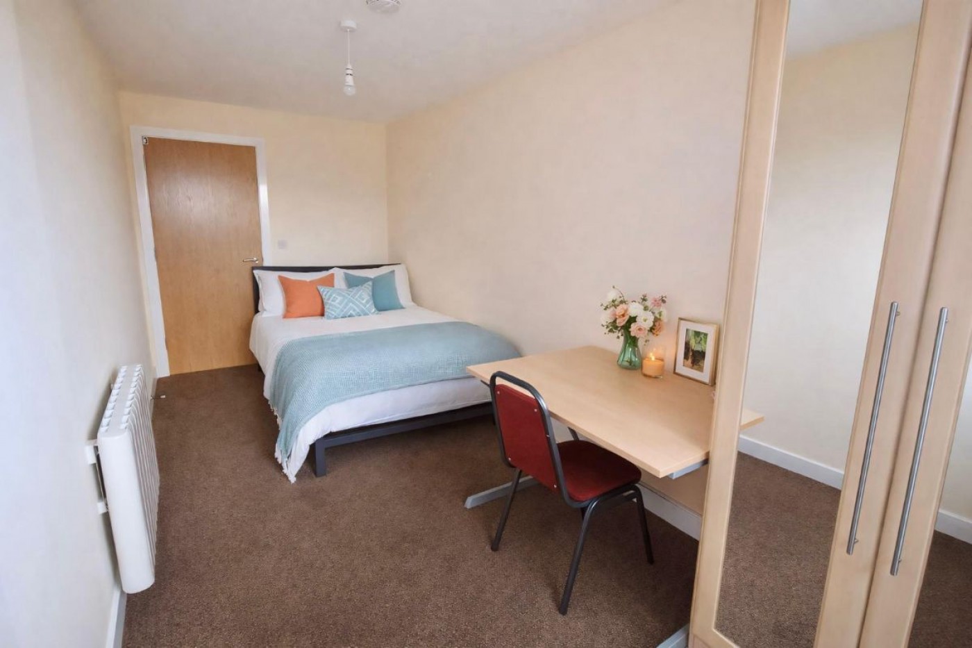 Images for Apt 2 Devonshire Point