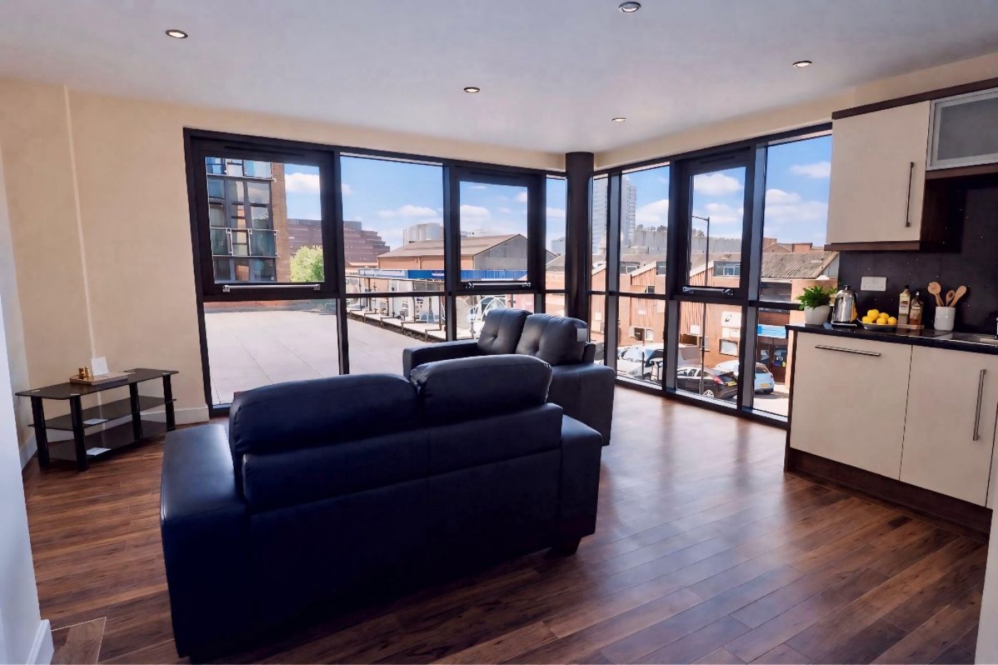 Images for Apt 4 Devonshire Point