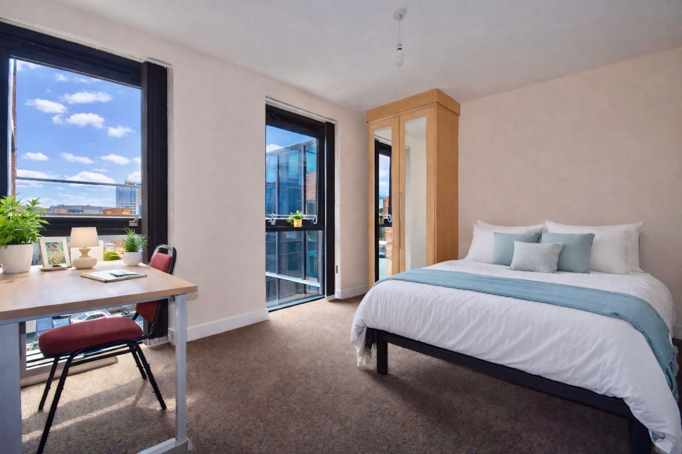 Images for Apt 4 Devonshire Point