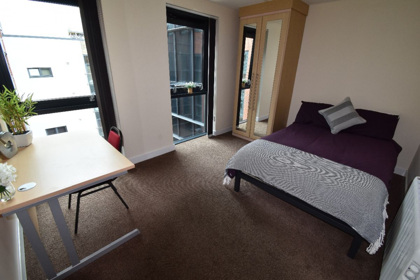 Images for Apt 4 Devonshire Point
