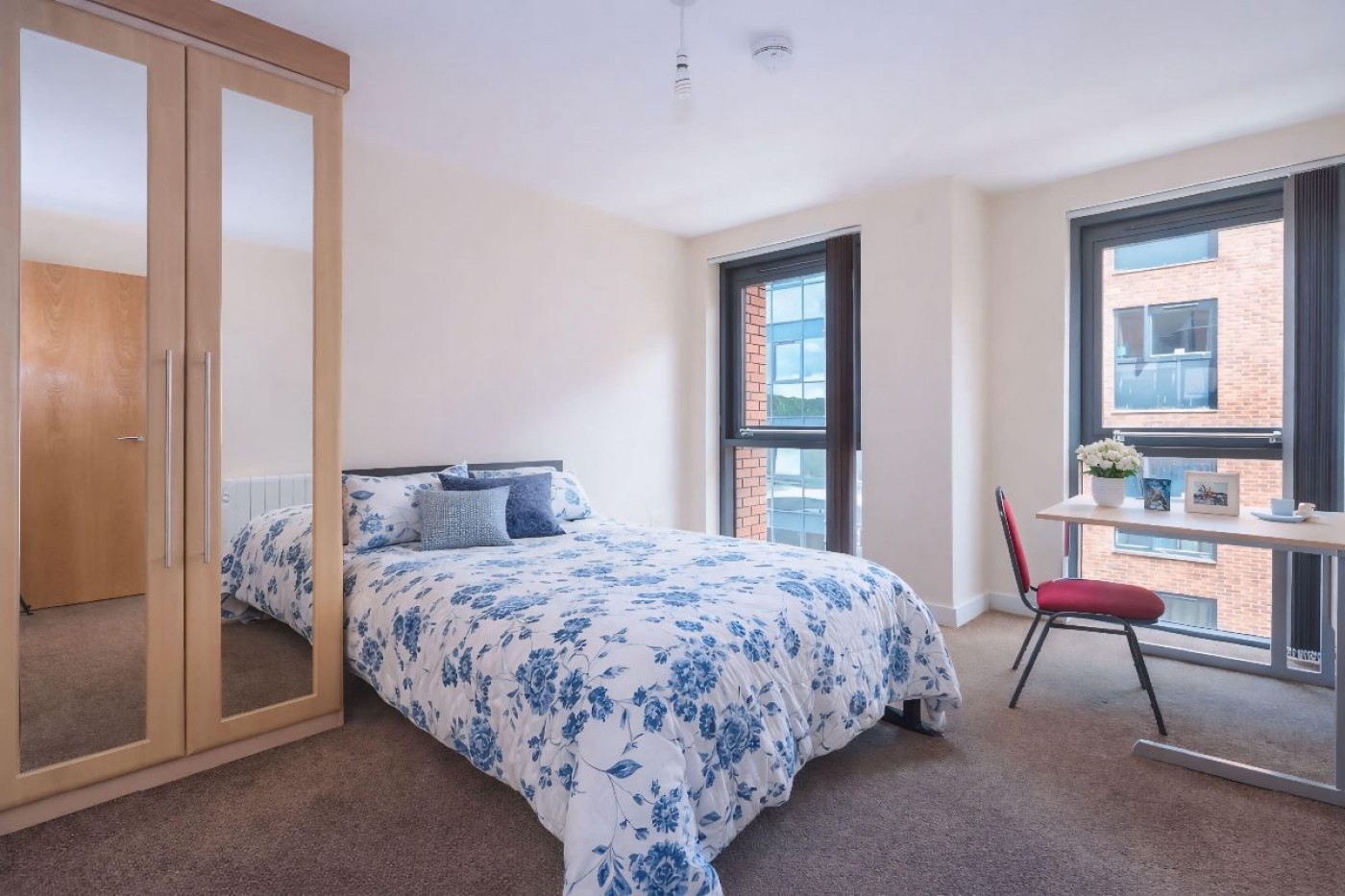 Images for Apt 5 Devonshire Point