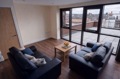 Apt 6 Devonshire Point