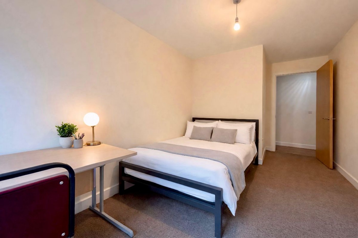 Images for Apt 13 Devonshire Point