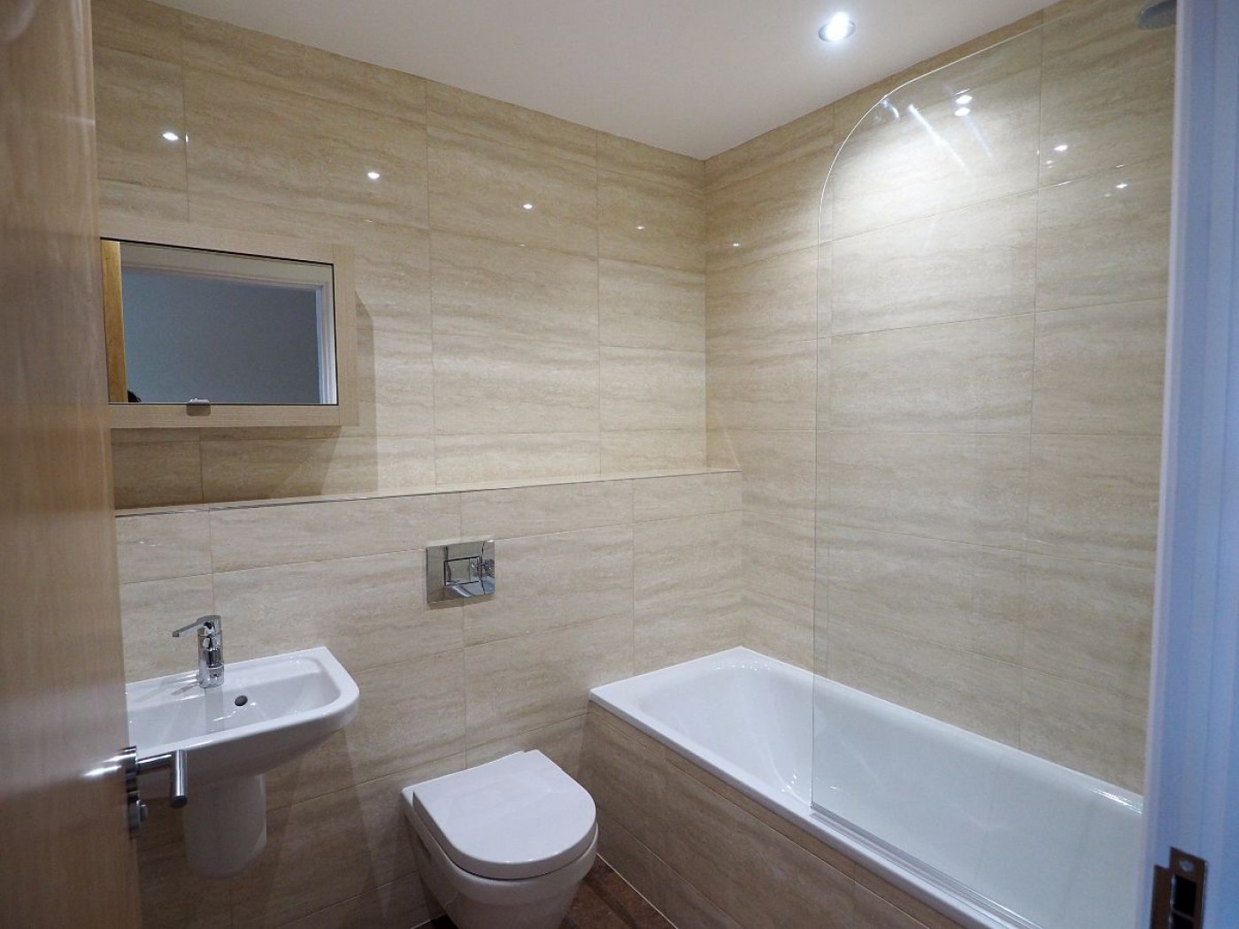 Images for Apt 16 Devonshire Point