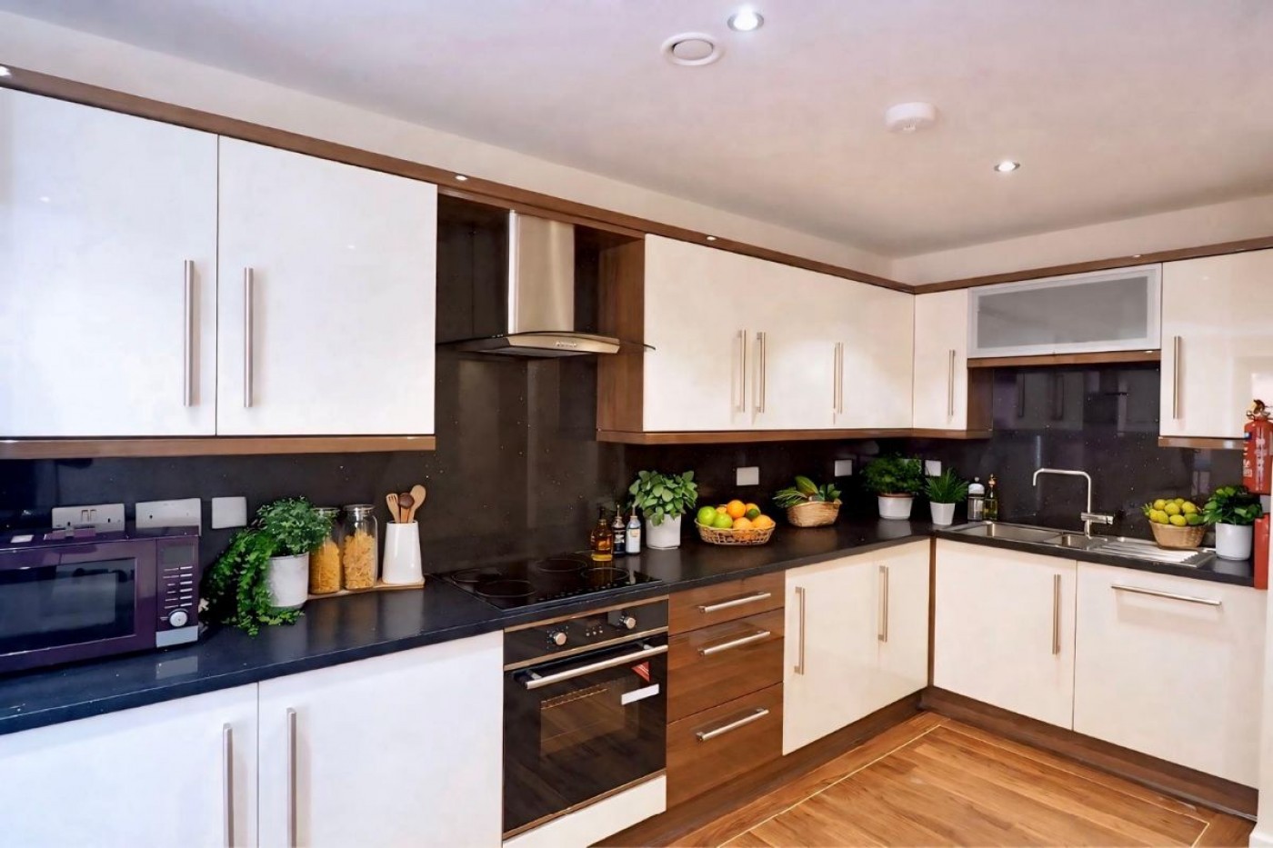 Images for Apt 17 Devonshire Point