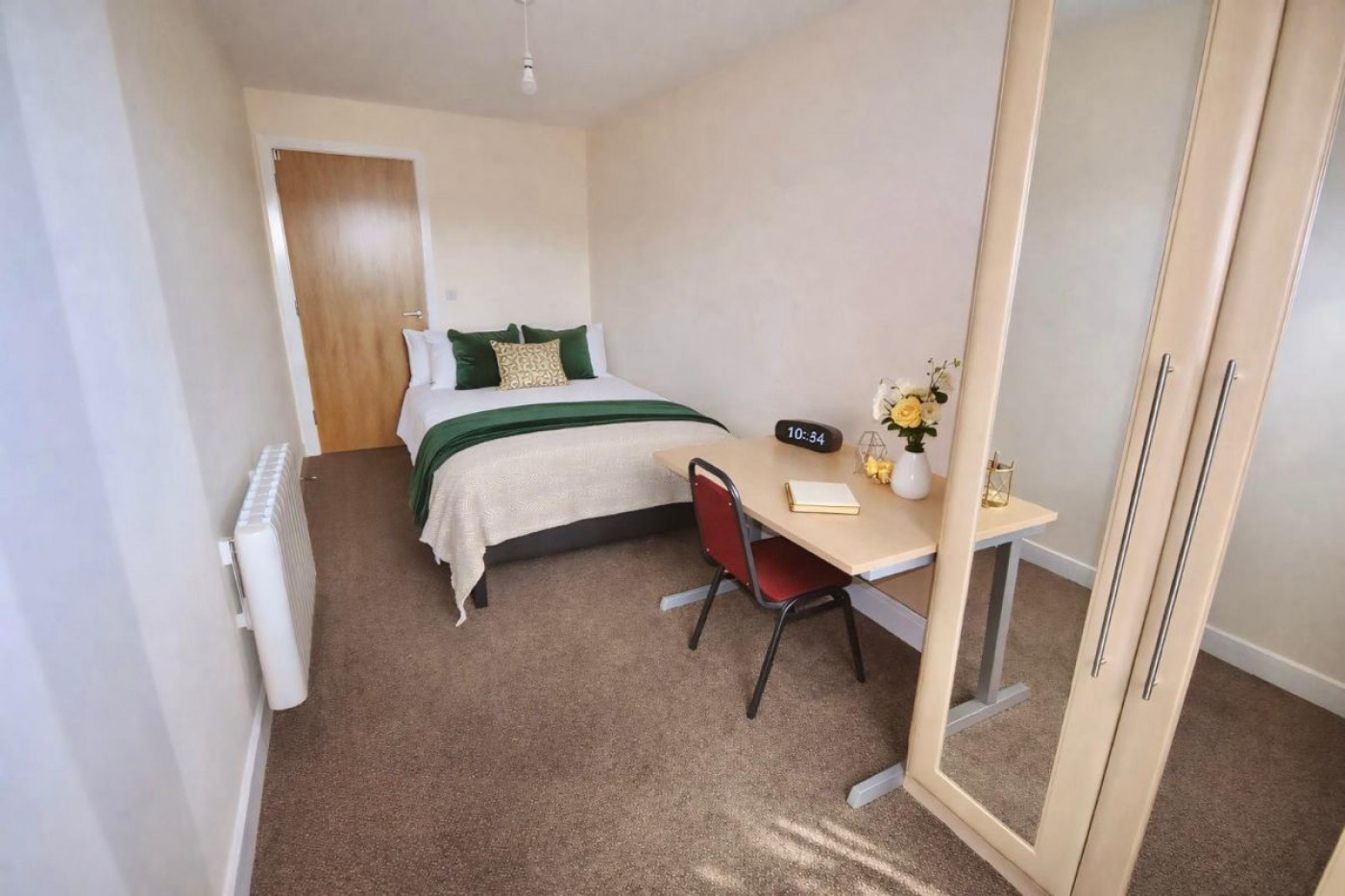 Images for Apt 18 Devonshire Point