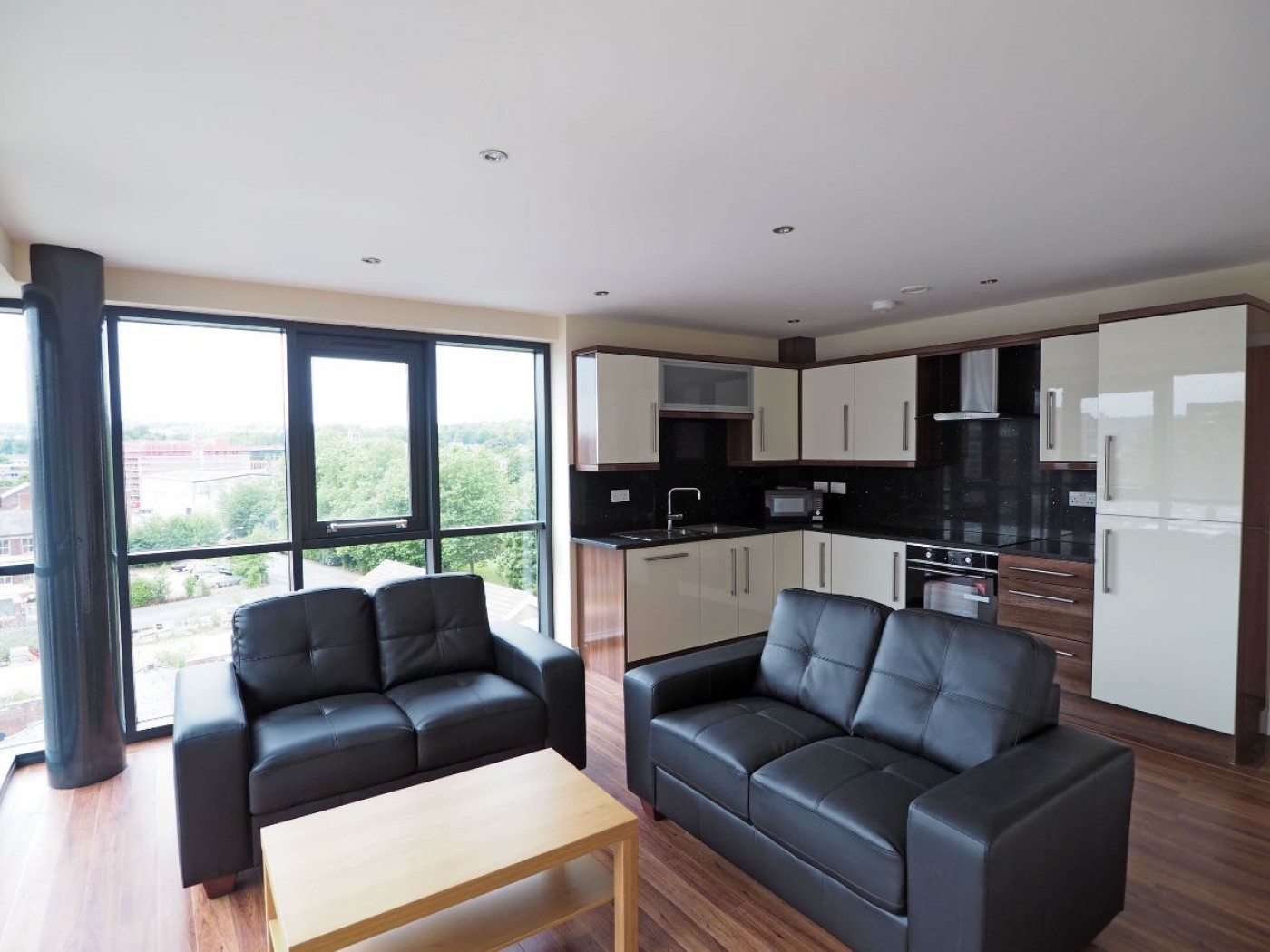 Images for Apt 20 Devonshire Point