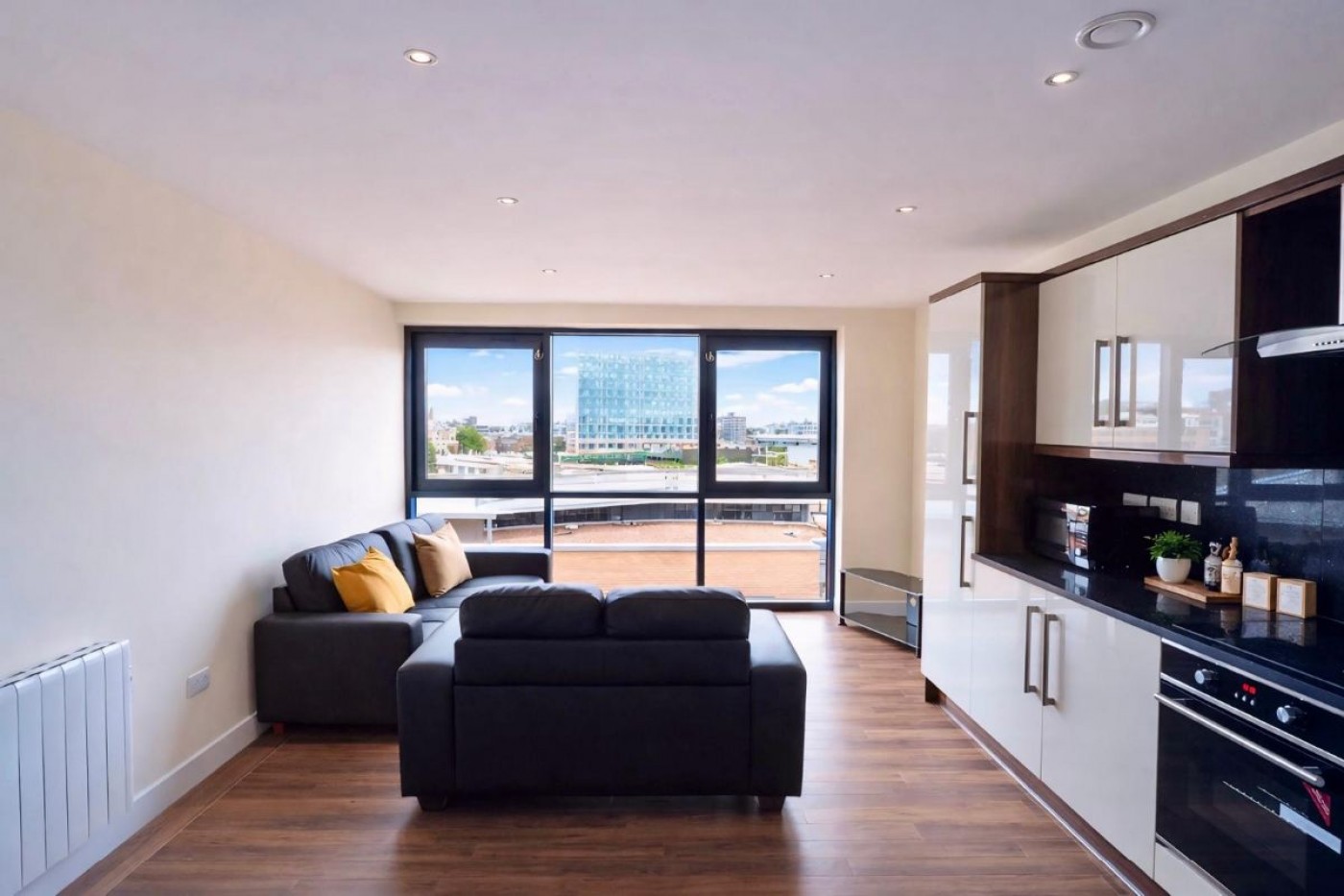 Images for Apt 24 Devonshire Point