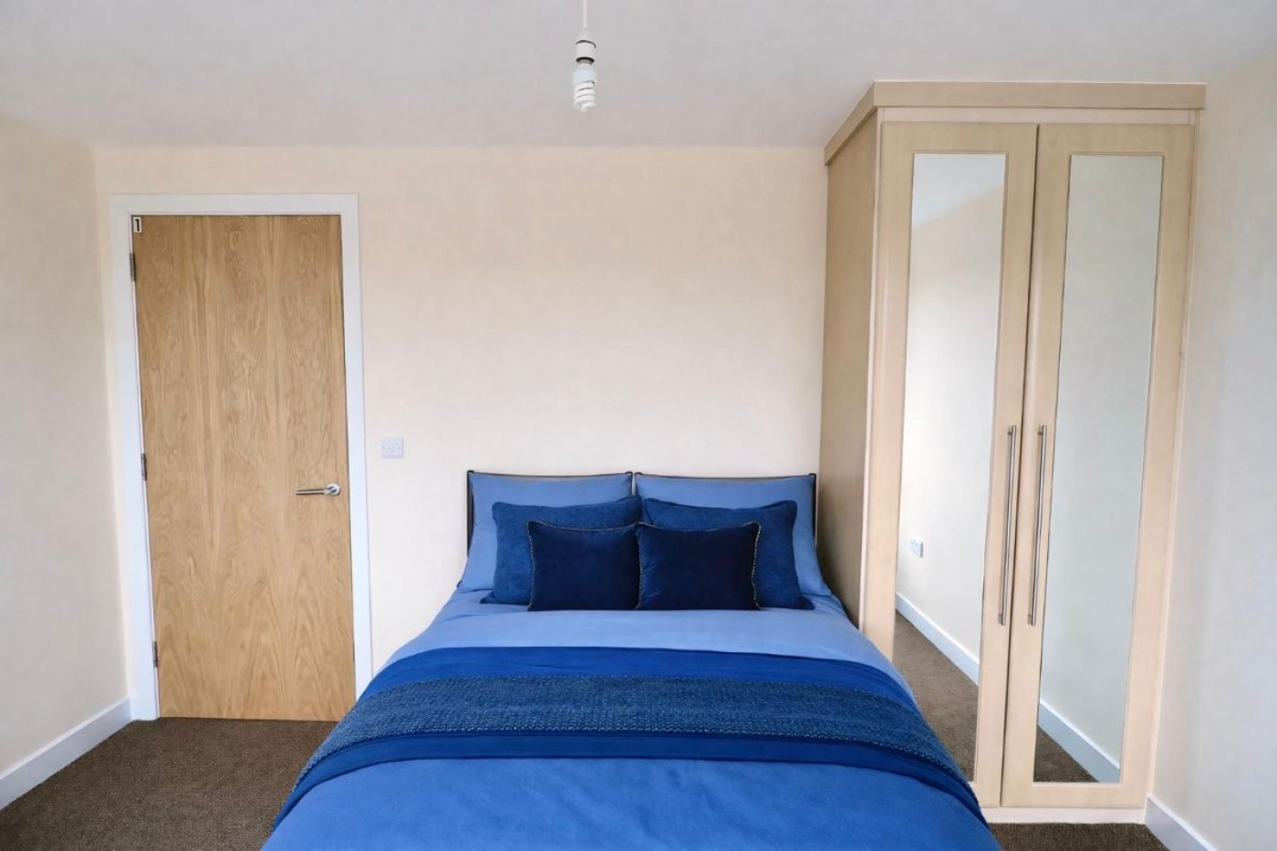 Images for Apt 26 Devonshire Point