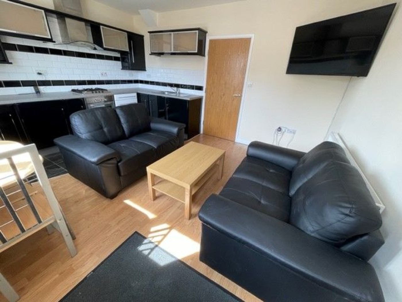 Images for 351a Glossop Road