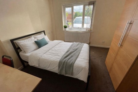 Images for Headford Gardens