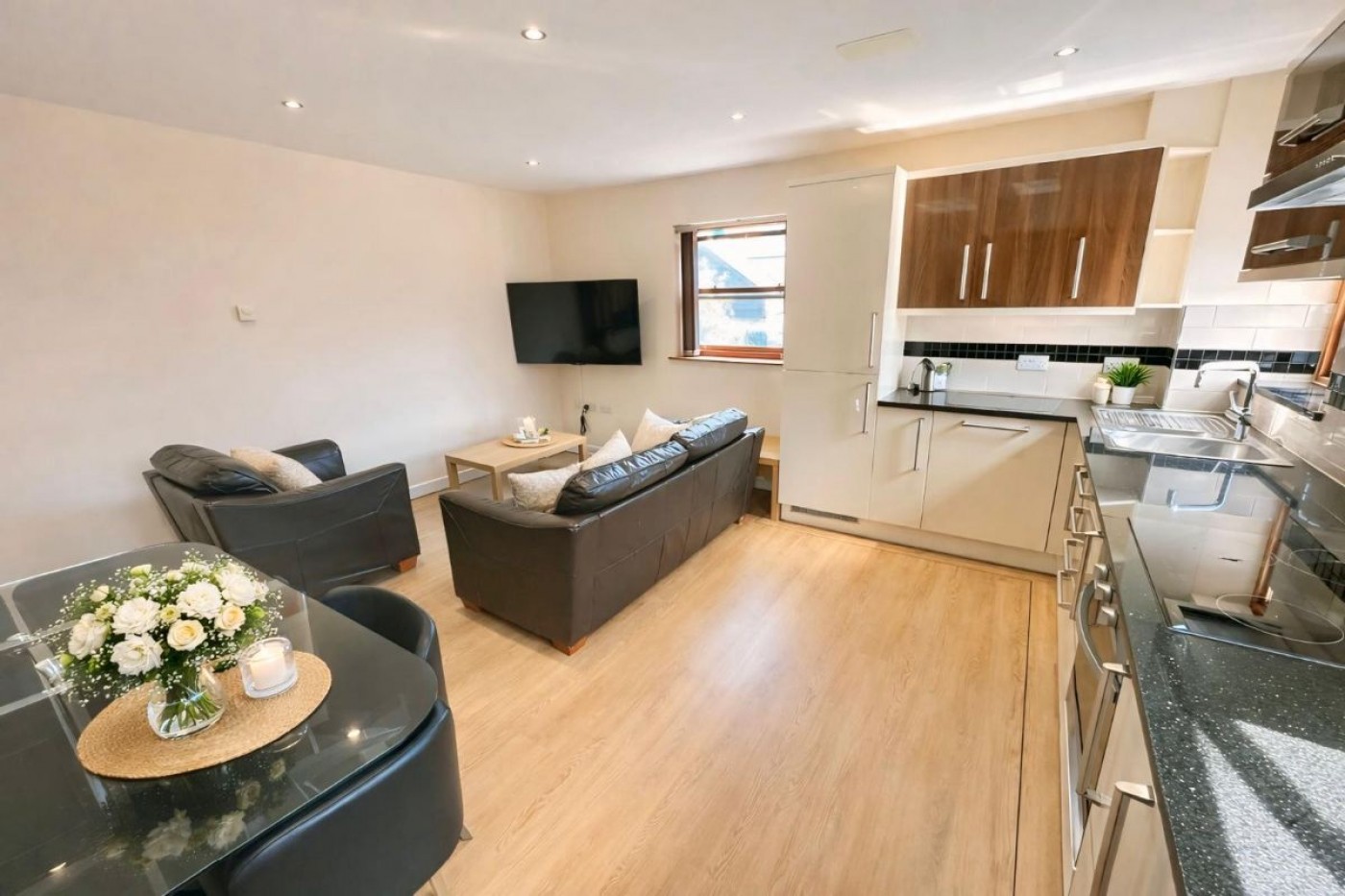 Images for 92 Arundel Street