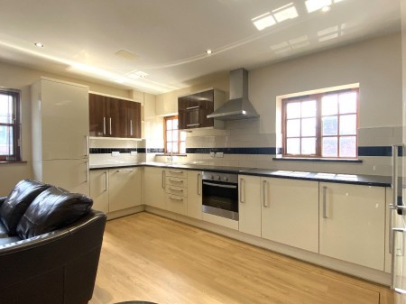 Images for 92 Arundel Street