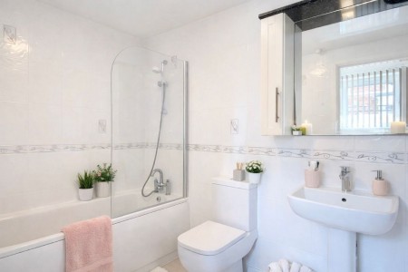 Images for 1 Montgomery Place