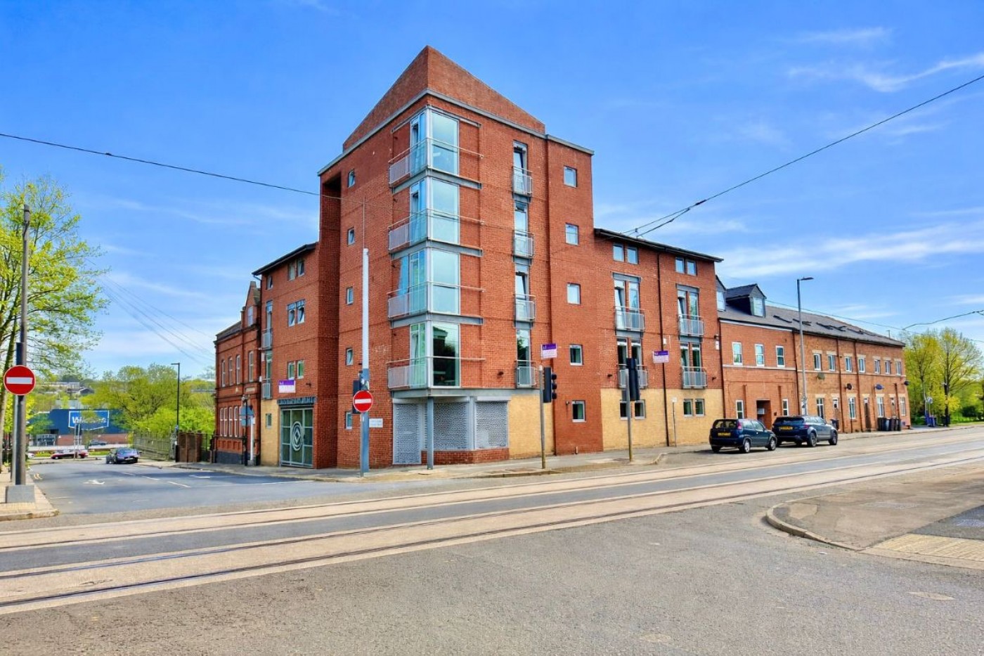 Images for 1 Montgomery Place