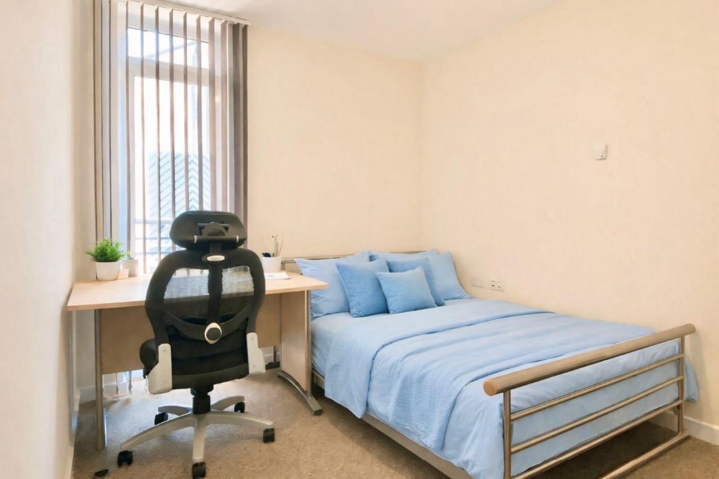 Images for 1 Montgomery Place