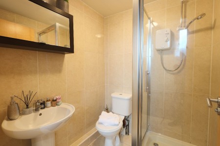 Images for 4 Mongtomery Place