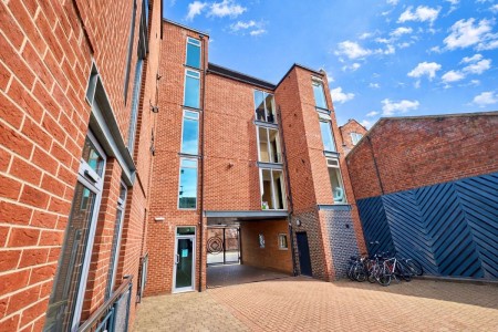 Images for 4 Mongtomery Place