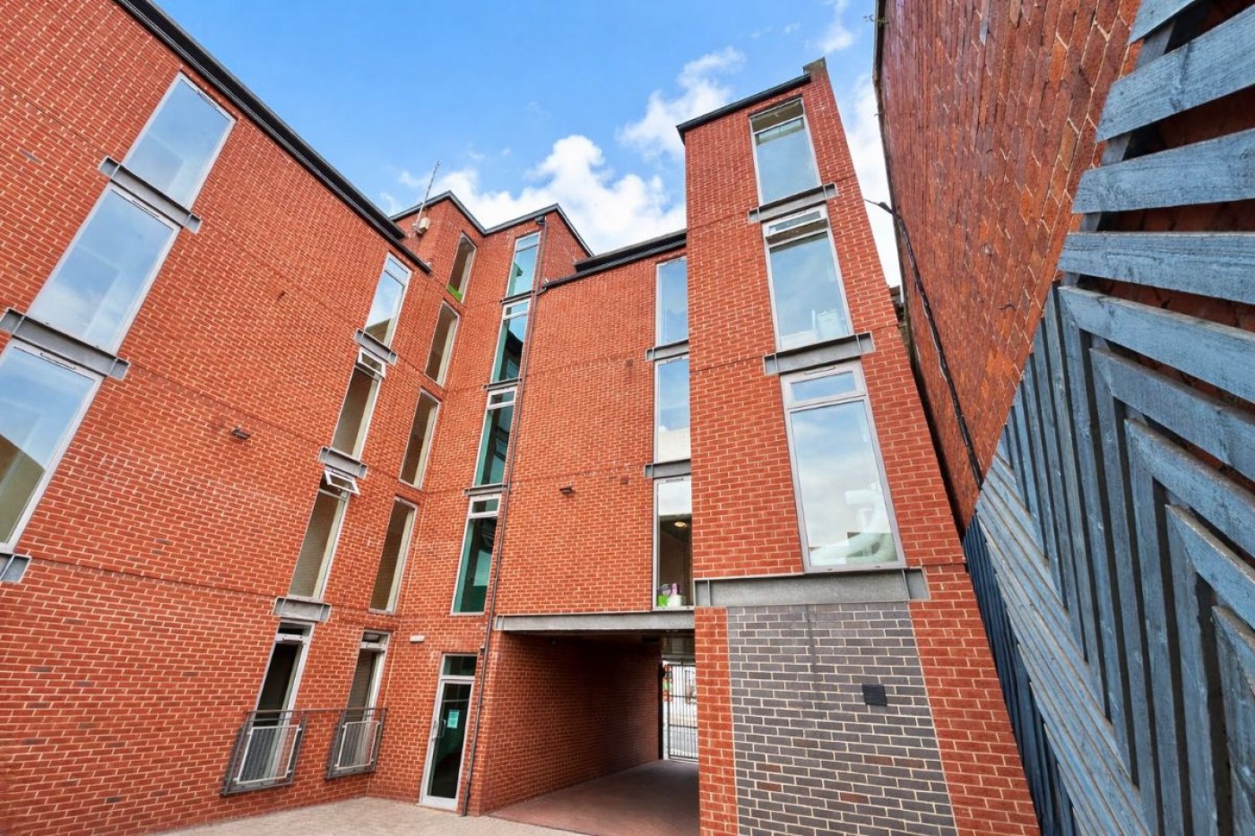 Images for 5 Montgomery Place, 33 Montgomery Terrace Road