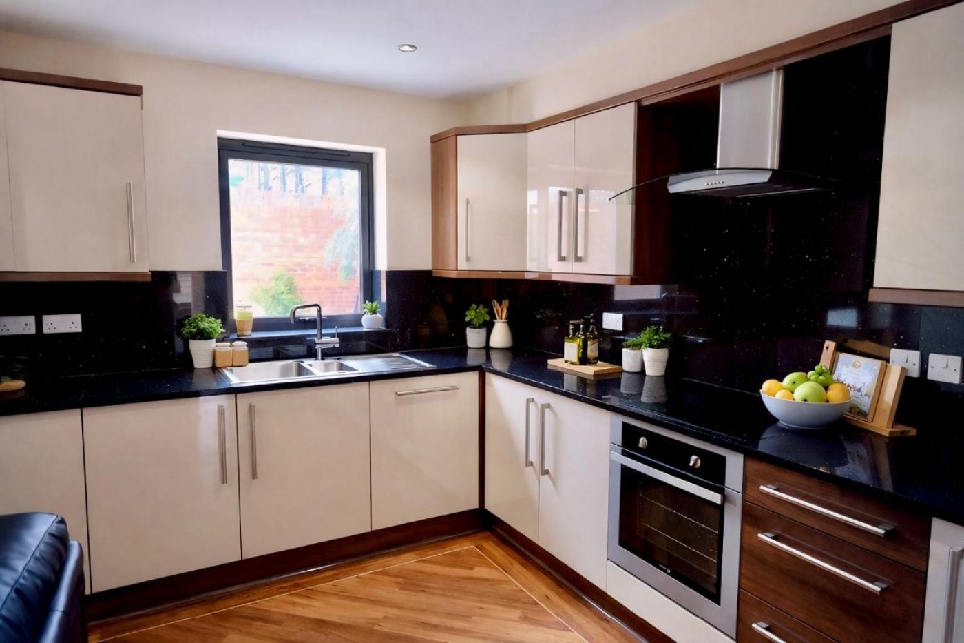 Images for 6a Wilkinson Street