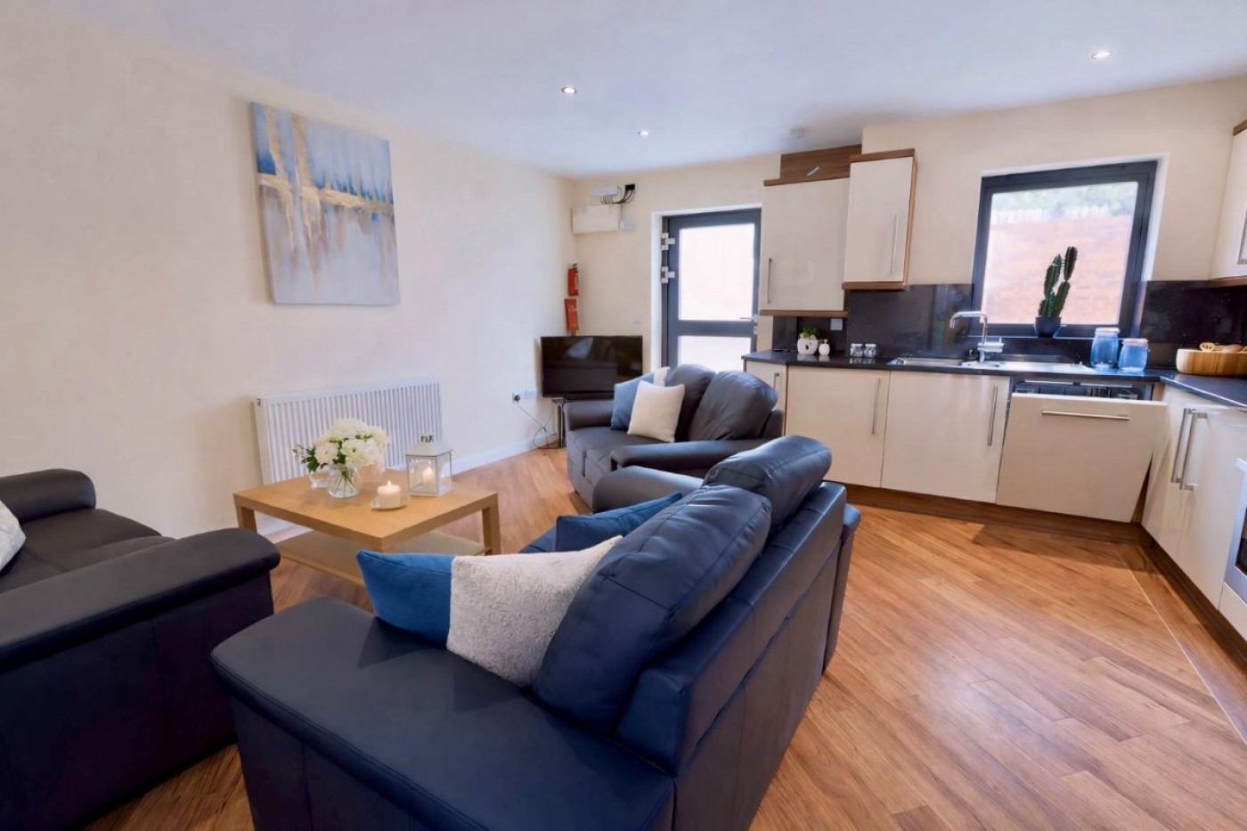 Images for 6b Wilkinson Street